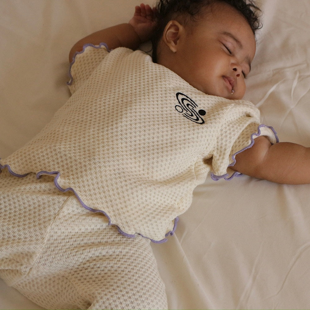 WAFFLE EMBROIDERED HALF SLEEVE TEE