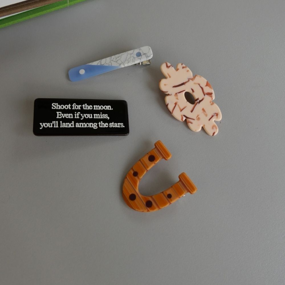 26SS 2SET ACRYLIC HAIR CLIP