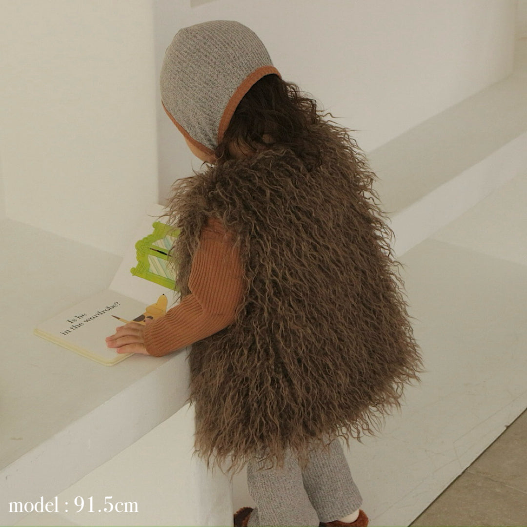 Fur vest