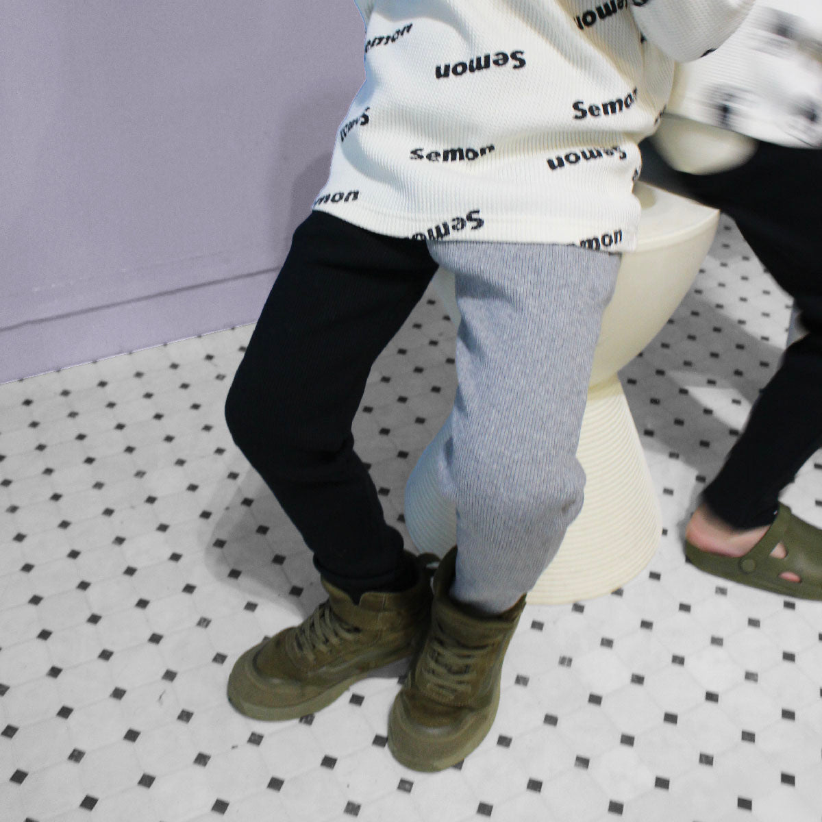 Asymmetrical Rib Leggings