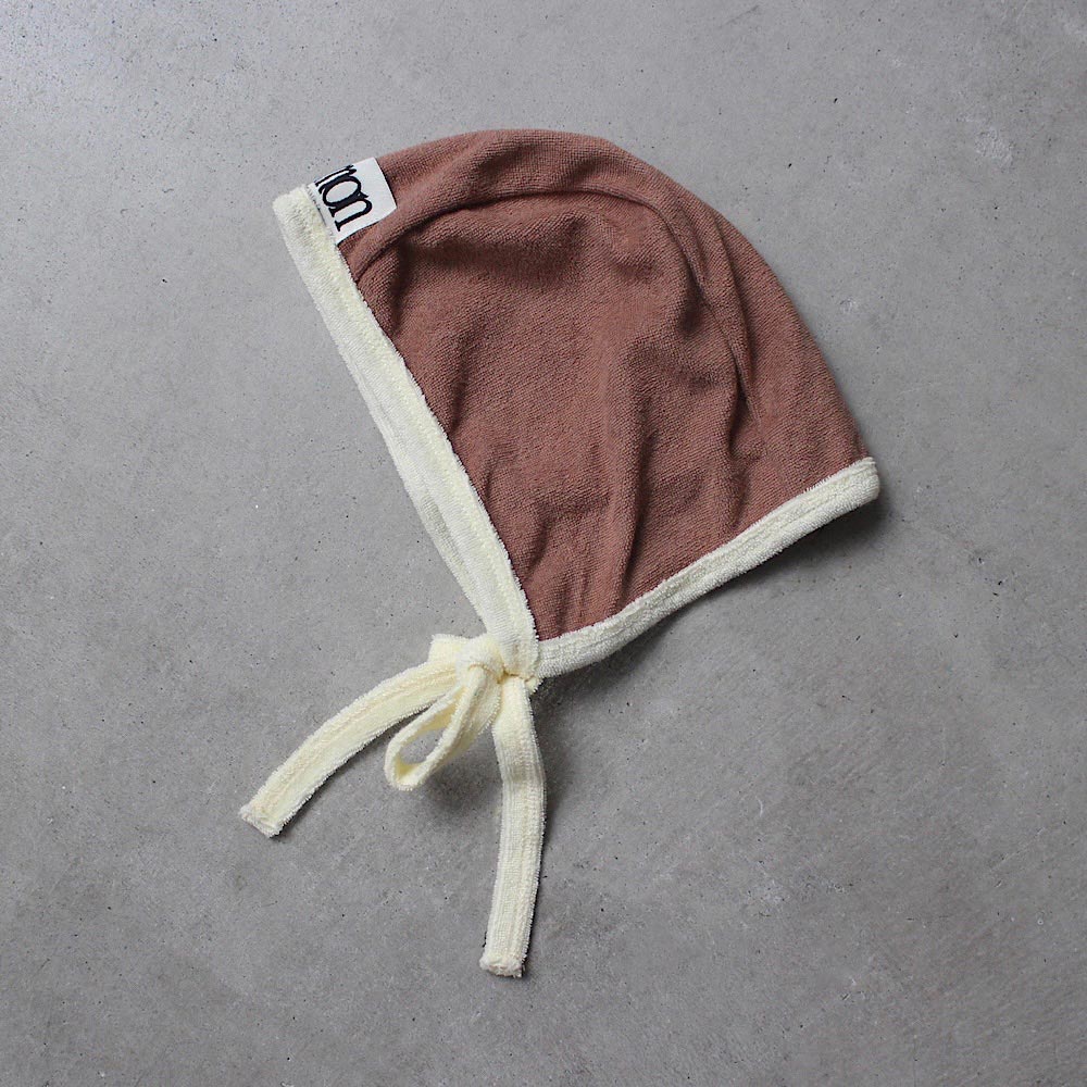 PILE PIPING BONNET