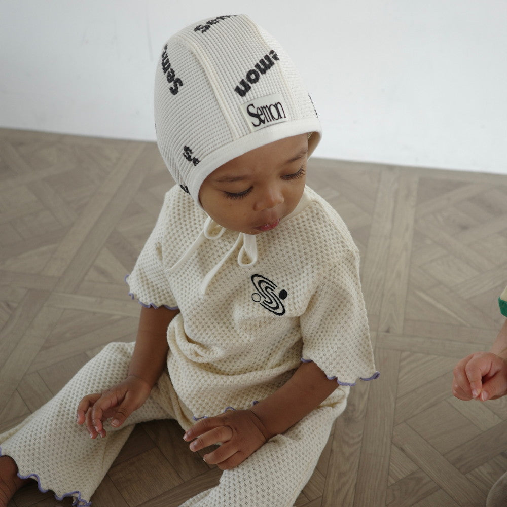 WAFFLE PRINT BONNET