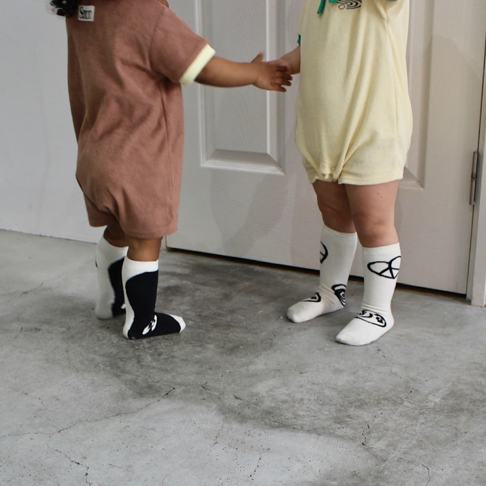 2SET HIGH SOCKS