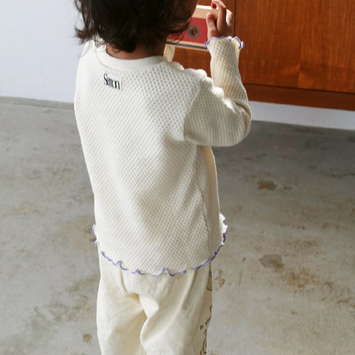 WAFFLE EMBROIDERED TOPS