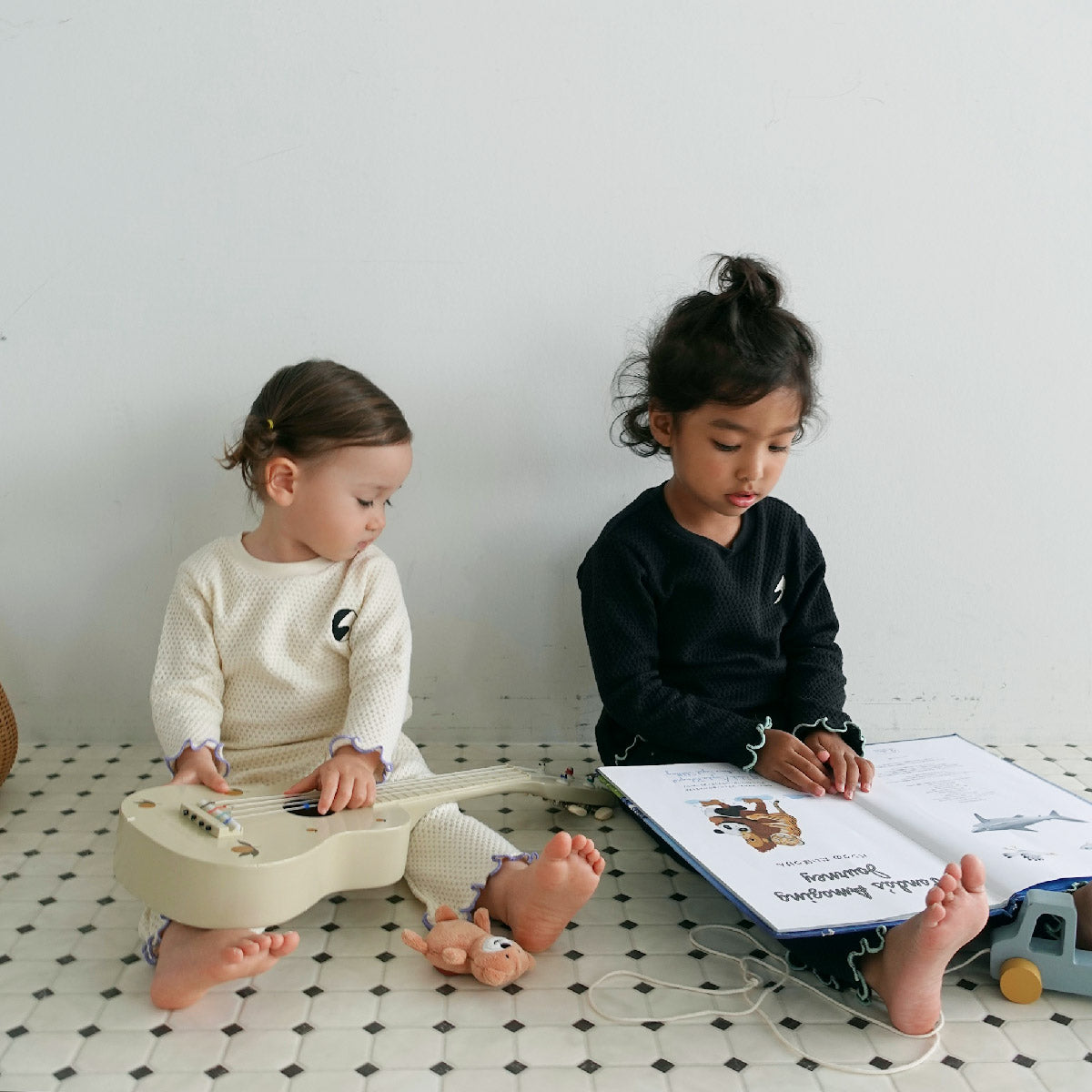 WAFFLE EMBROIDERED TOPS