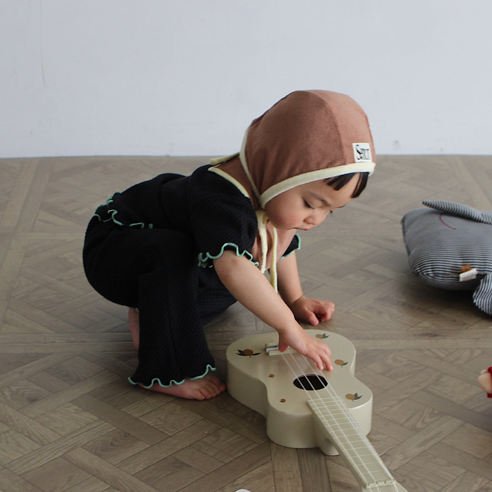 WAFFLE EMBROIDERED HALF SLEEVE TEE