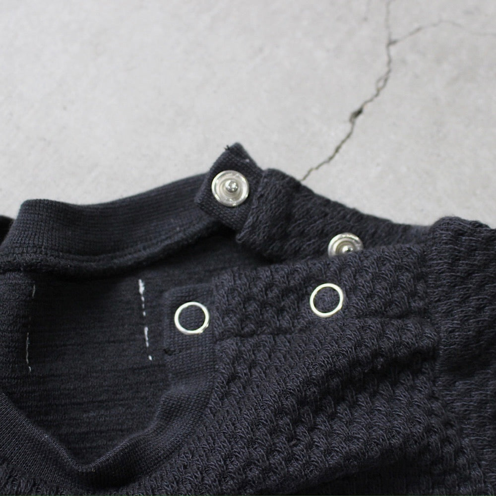 WAFFLE EMBROIDERED HALF SLEEVE TEE