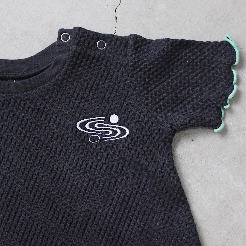 WAFFLE EMBROIDERED HALF SLEEVE TEE