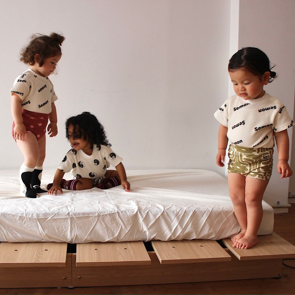 WAFFLE PRINT HALF SLEEVE TEE