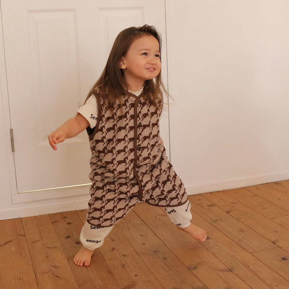 REVERSIBLE PATTERN SLEEPER