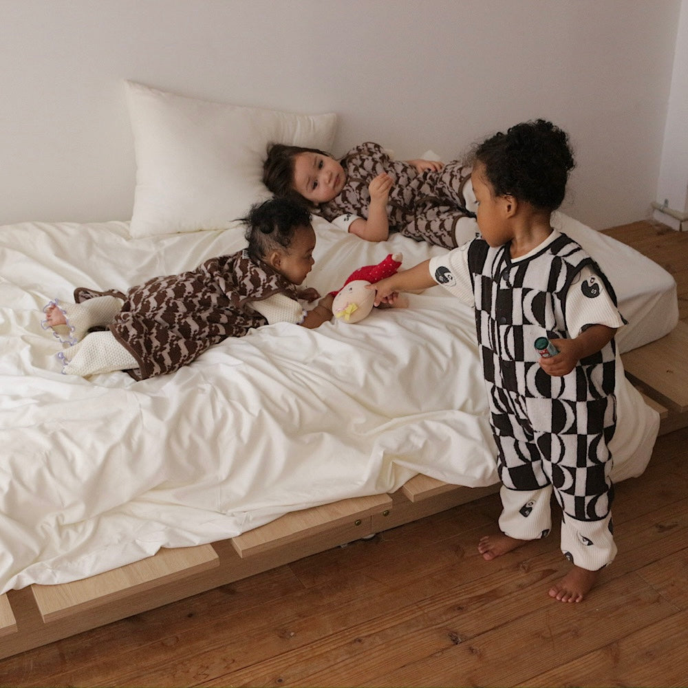 REVERSIBLE PATTERN SLEEPER