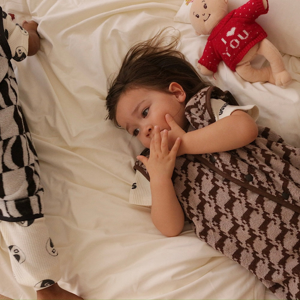 REVERSIBLE PATTERN SLEEPER