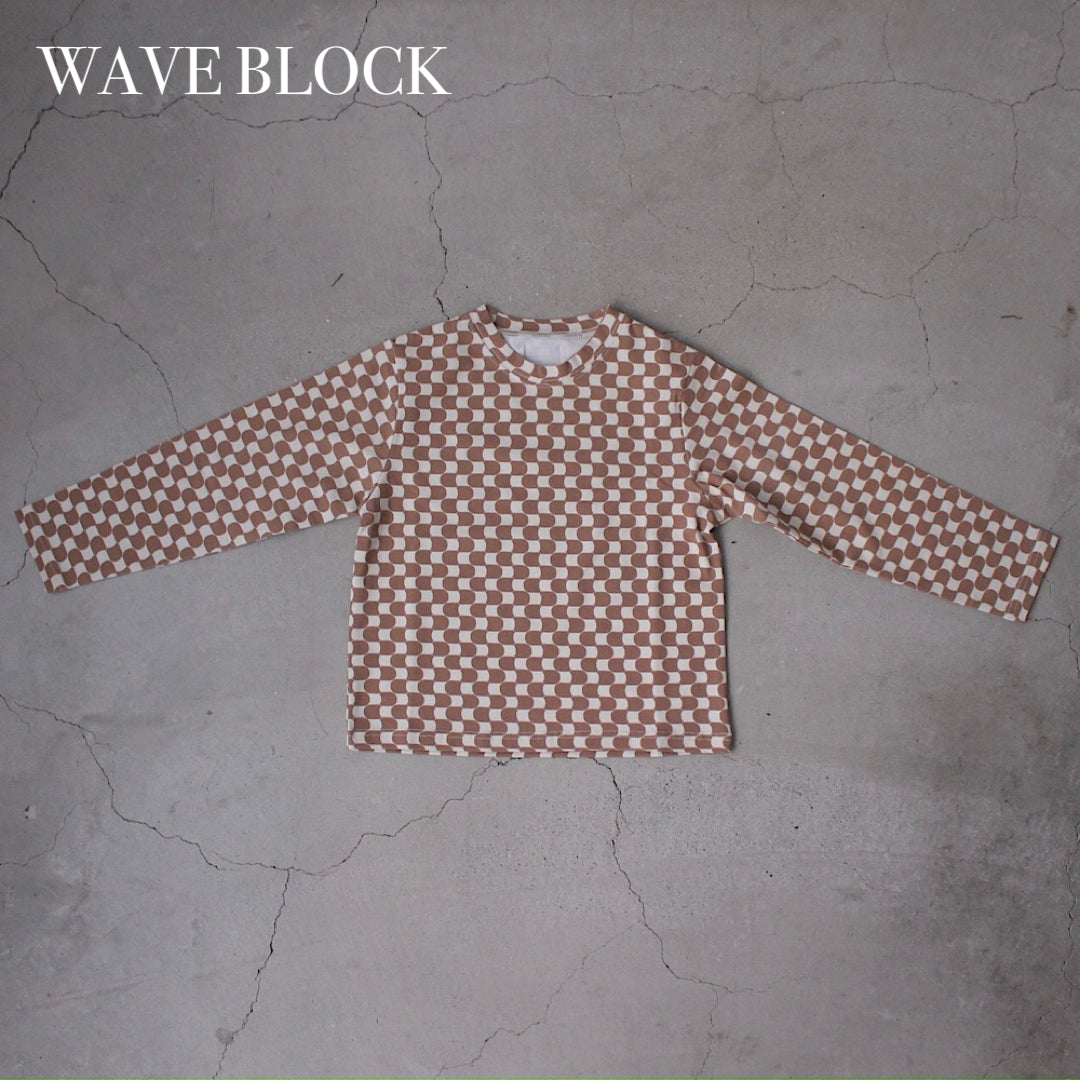 Patterned long sleeve shirt