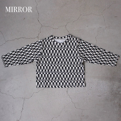 Patterned long sleeve shirt
