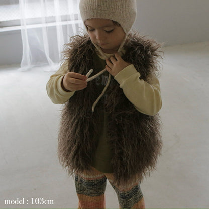 FUR VEST