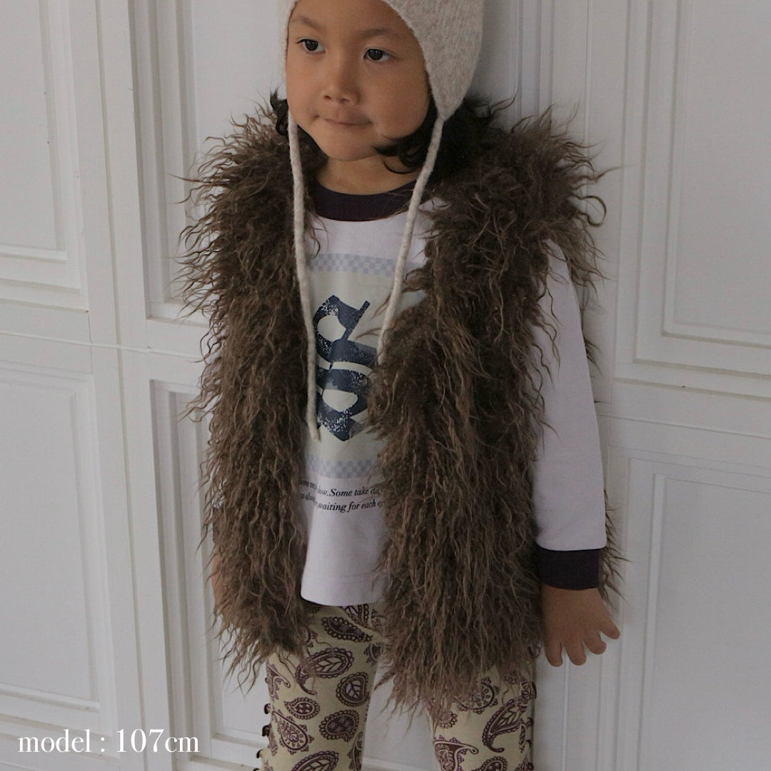 FUR VEST