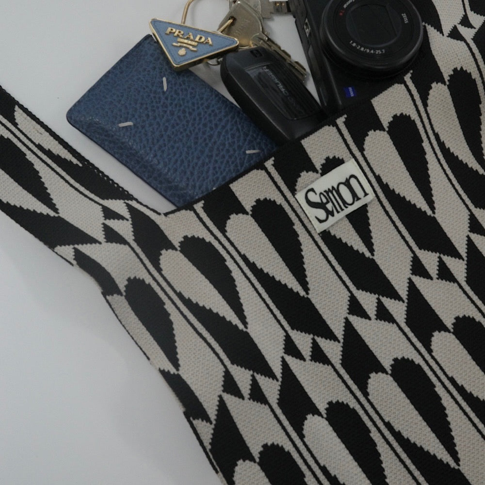 PATTERN KNIT BAG