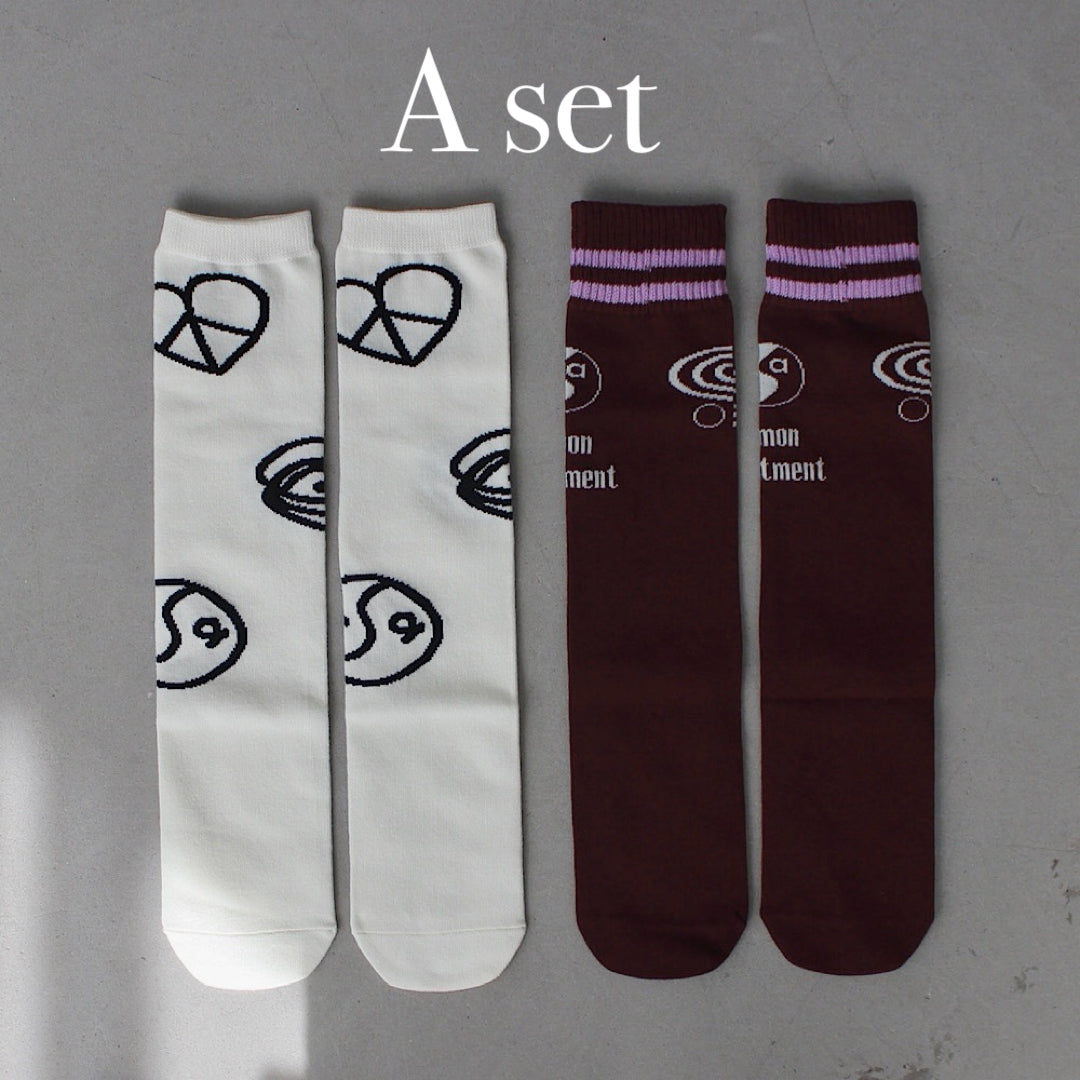 2 sets of high socks