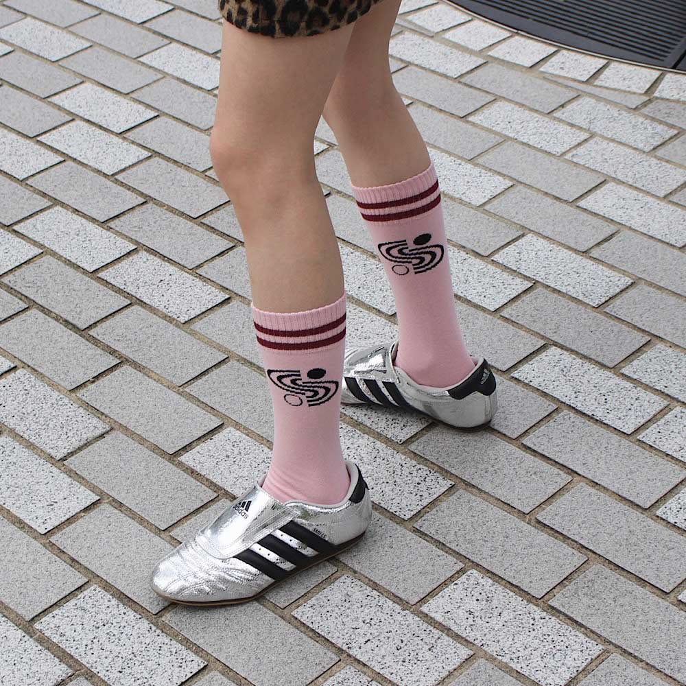 2 sets of high socks