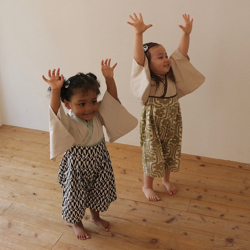 【ご注文から2週間以内でお届け】PATTERN HAKAMA ROMPERS