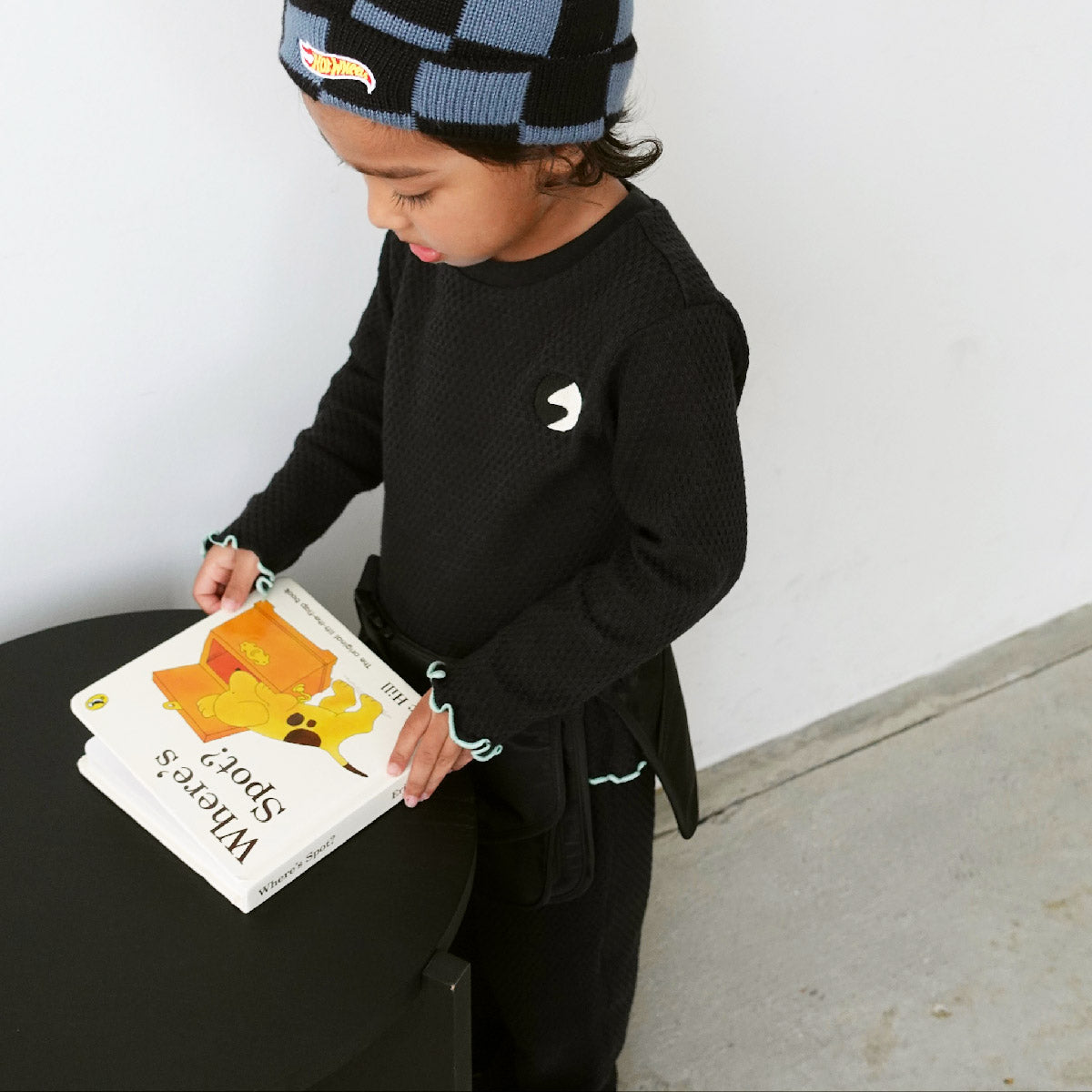 WAFFLE EMBROIDERED TOPS