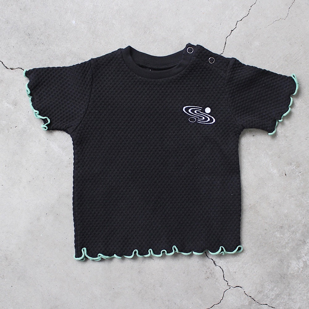 WAFFLE EMBROIDERED HALF SLEEVE TEE
