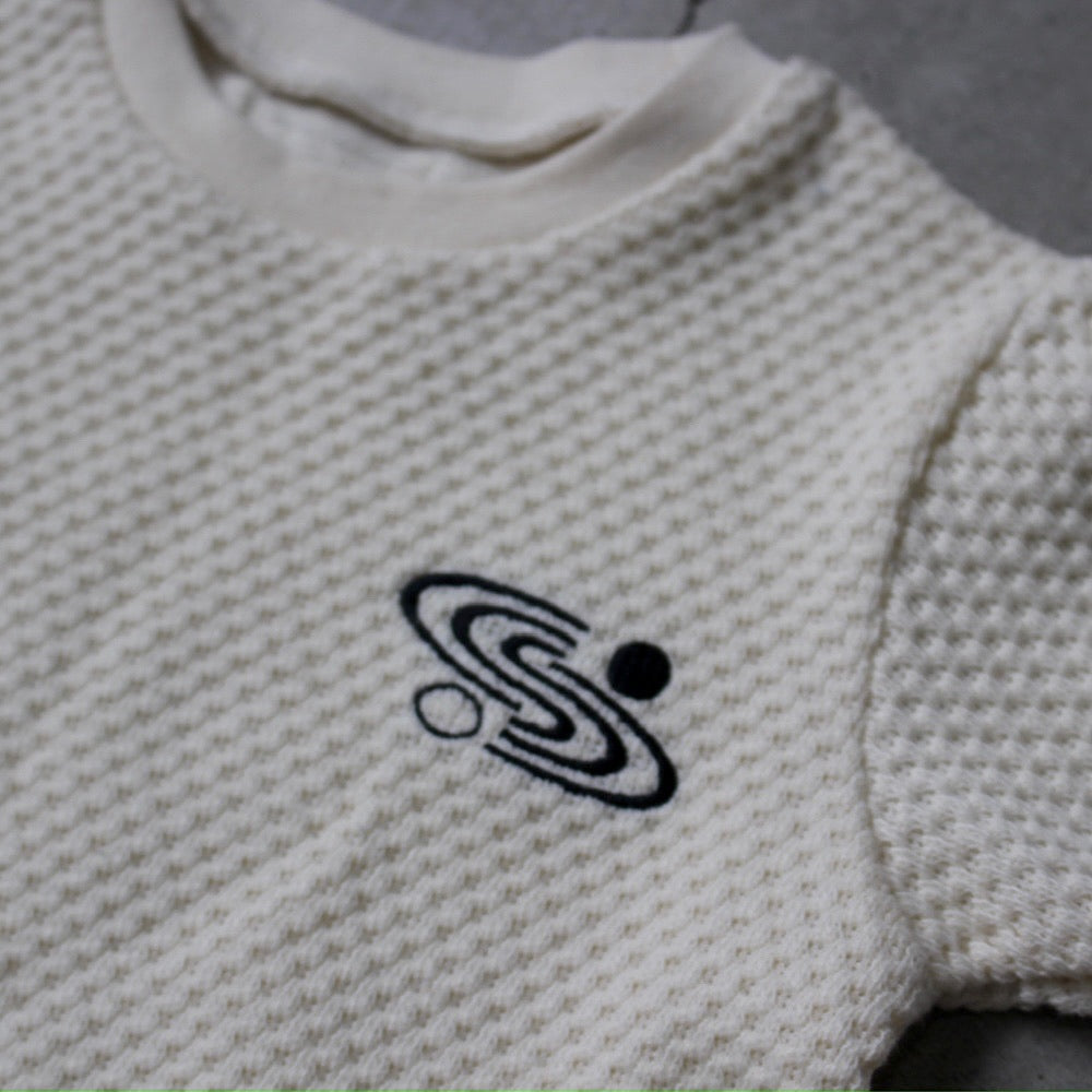 WAFFLE EMBROIDERED HALF SLEEVE TEE