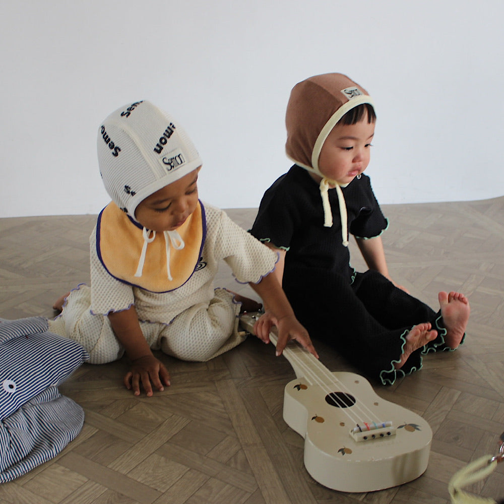 WAFFLE EMBROIDERED HALF SLEEVE TEE