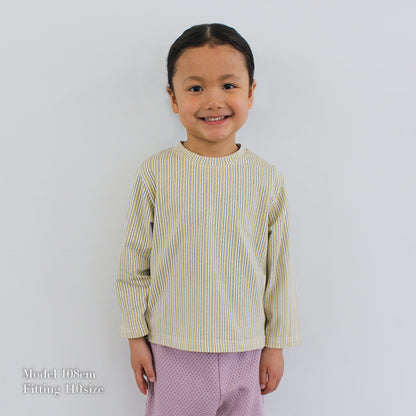 Patterned long sleeve shirt