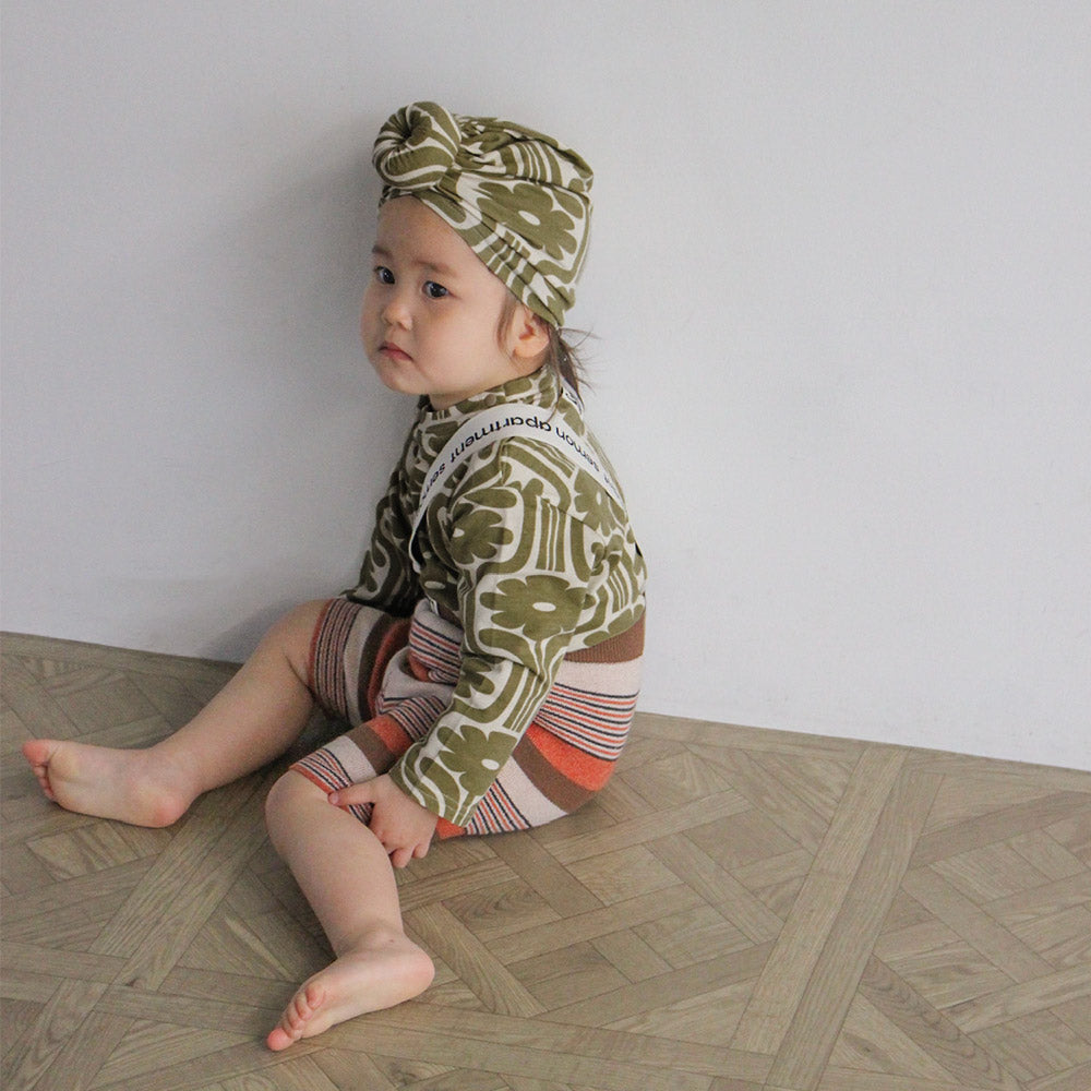 Patterned long sleeve shirt