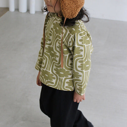 Patterned long sleeve shirt