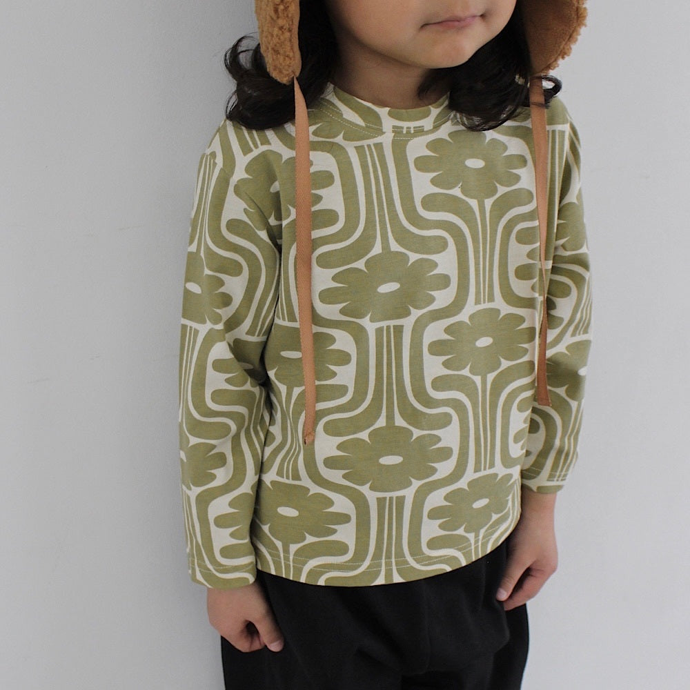 Patterned long sleeve shirt
