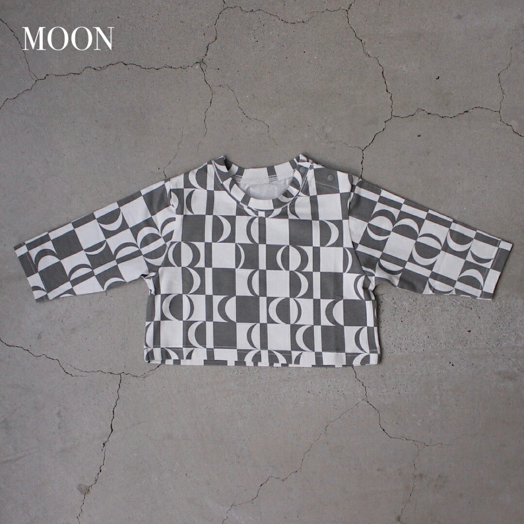 Patterned long sleeve shirt