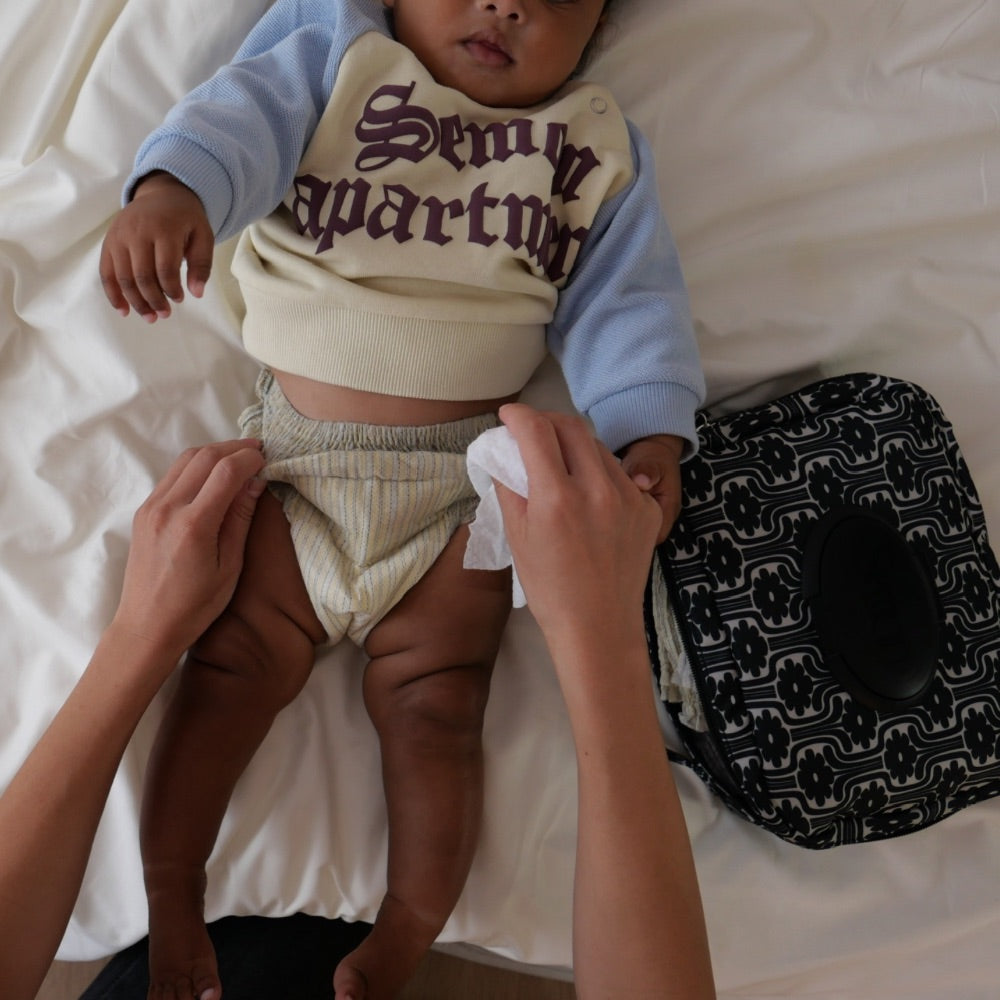 DIAPER COMPRESSION POUCH