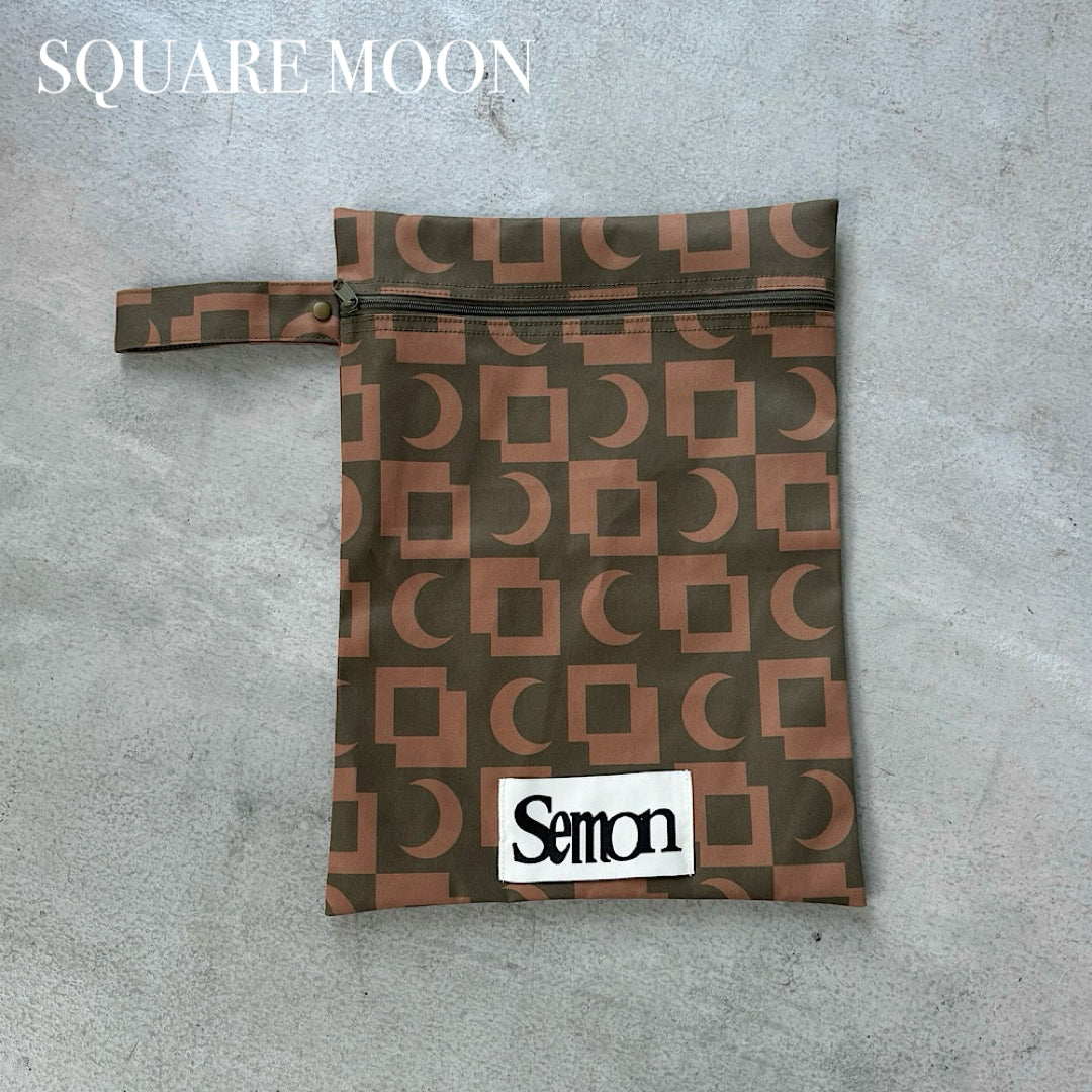 Patterned waterproof pouch