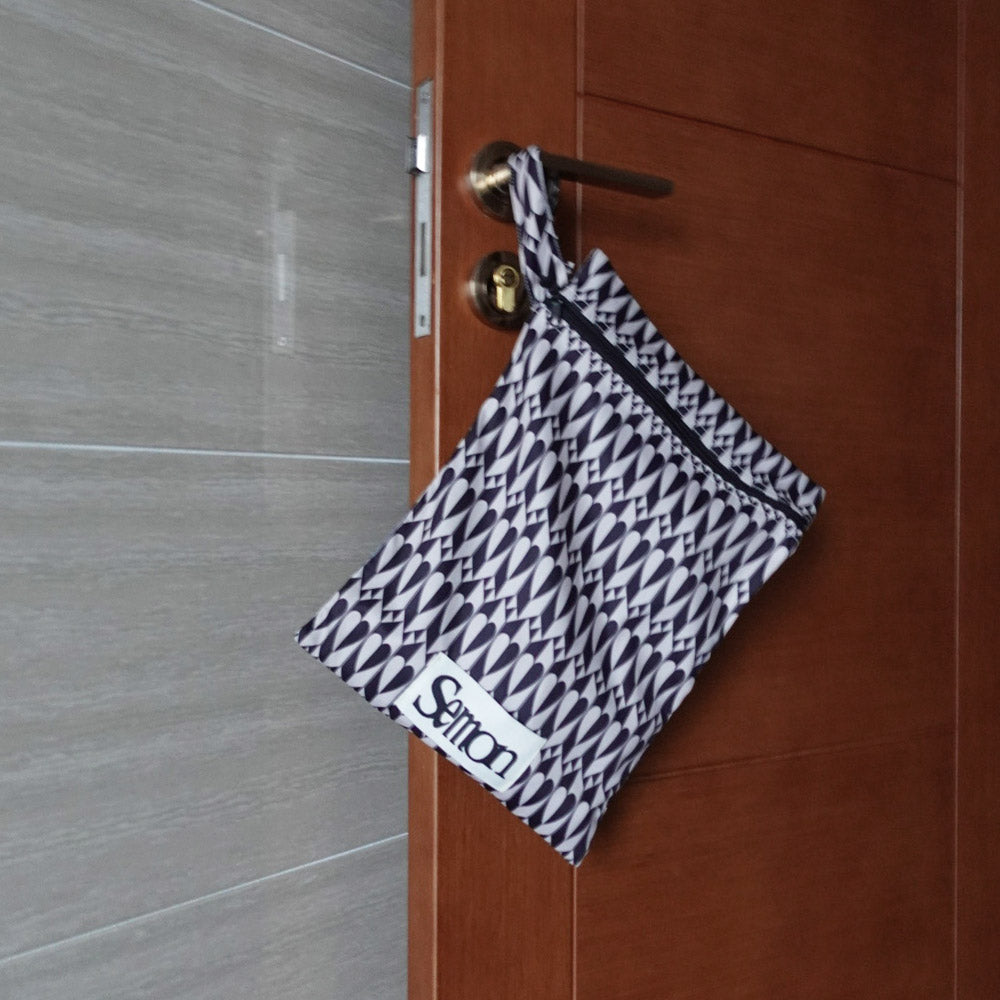 Patterned waterproof pouch