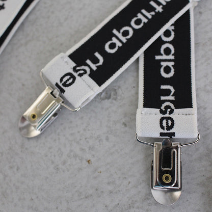 Logo suspender