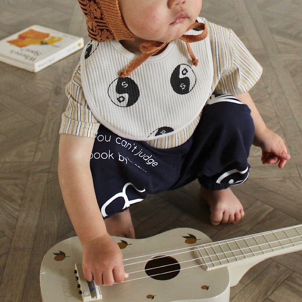 WAFFLE PRINT BIB