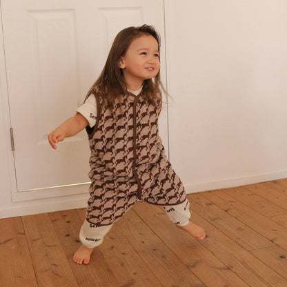 REVERSIBLE PATTERN SLEEPER