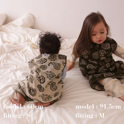 REVERSIBLE PATTERN SLEEPER