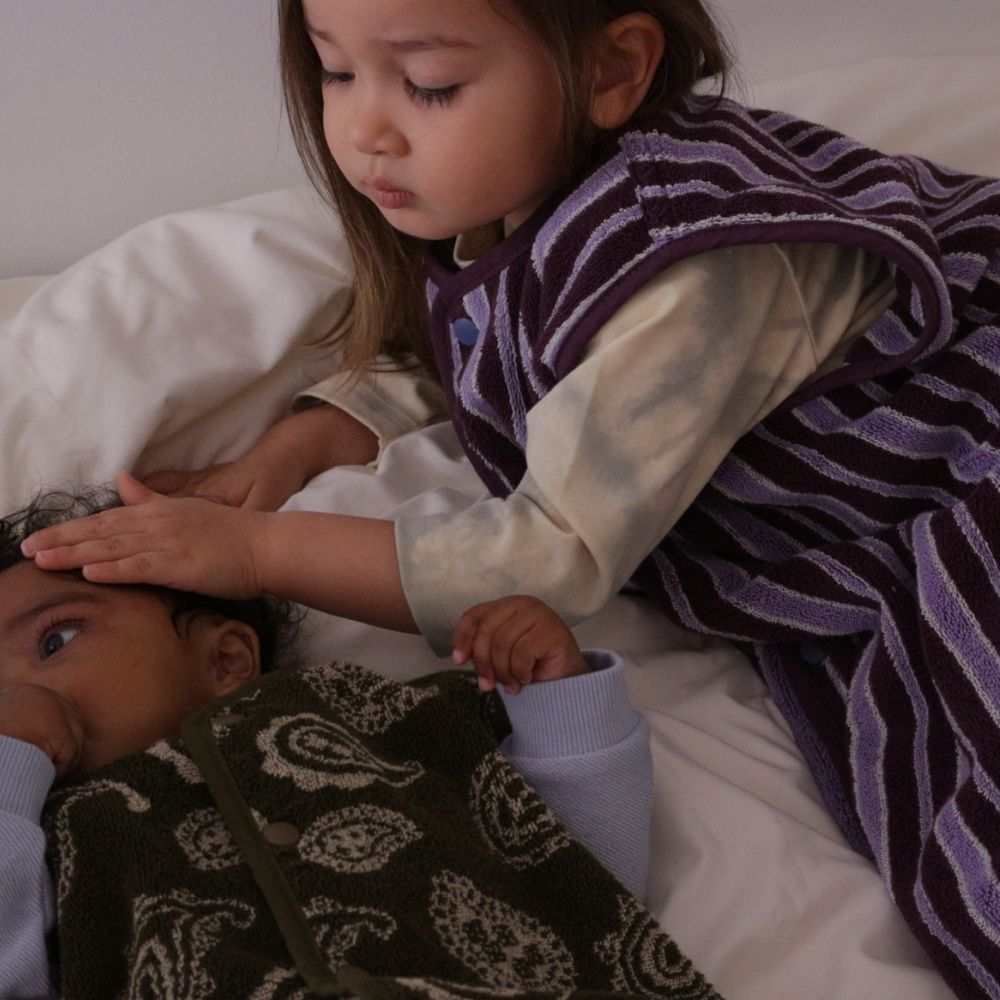 REVERSIBLE PATTERN SLEEPER