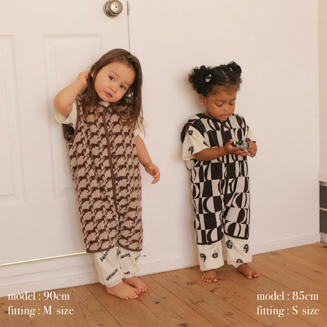 REVERSIBLE PATTERN SLEEPER