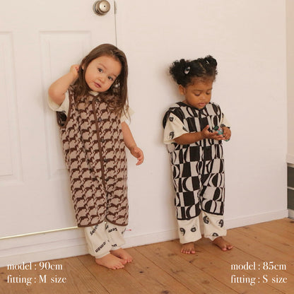 REVERSIBLE PATTERN SLEEPER