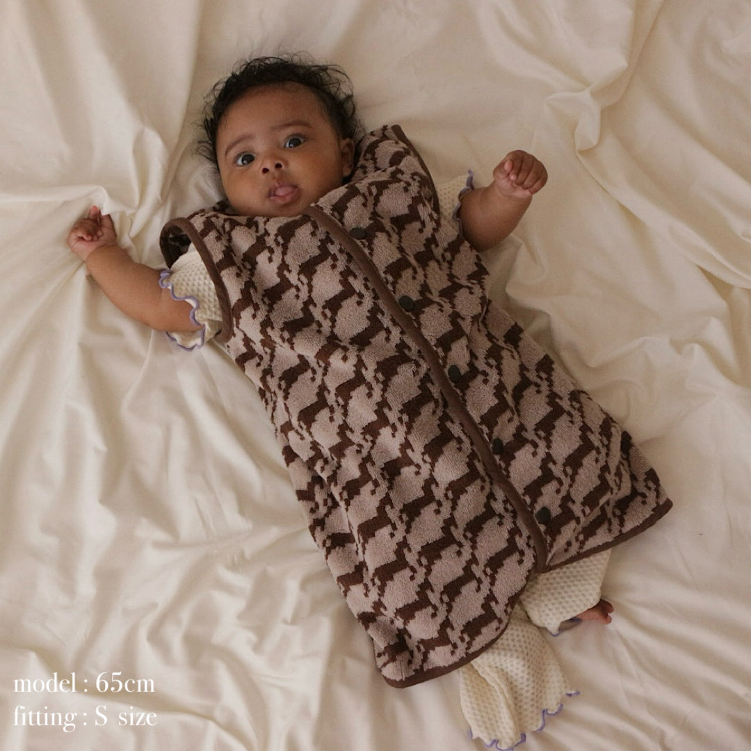 REVERSIBLE PATTERN SLEEPER