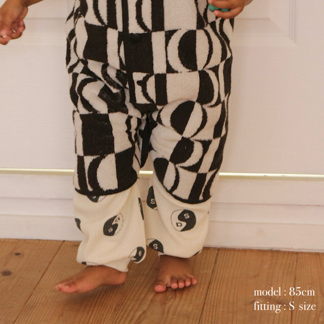 REVERSIBLE PATTERN SLEEPER